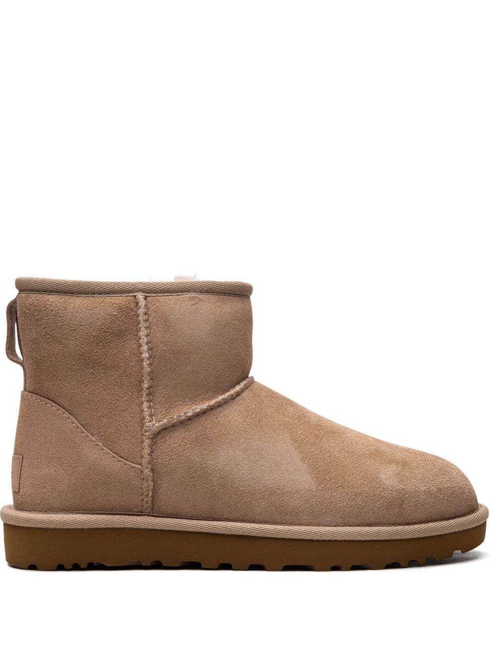 Classic Mini II "Sand" boots<BR/><BR/><BR/> 1016222 SAN UGG 